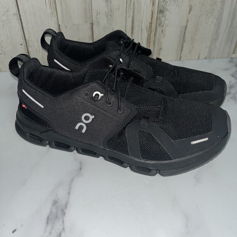 Y6.5 Black Sneakers