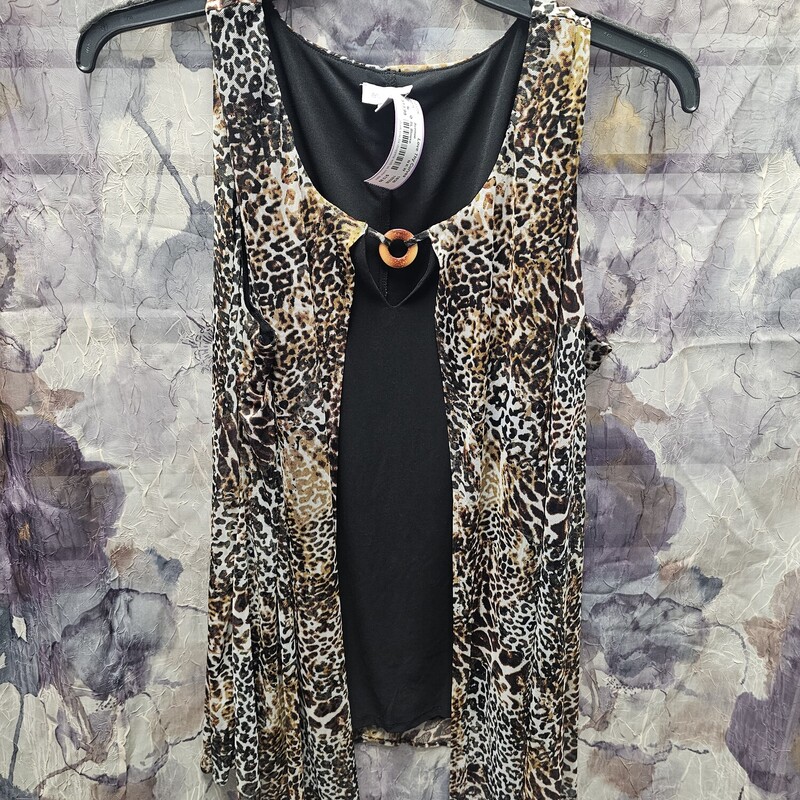 Sleelvess blouse in black with leopard print over lay - omg just awesome
