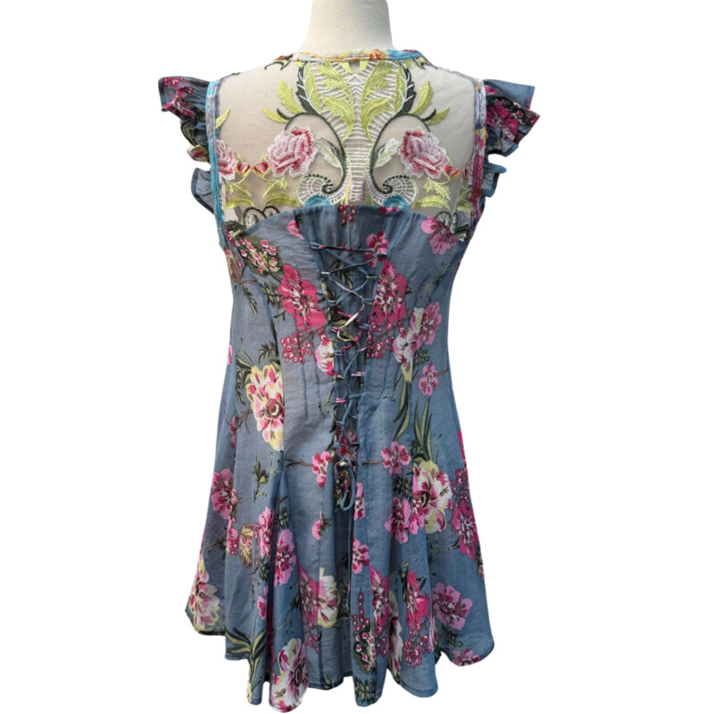Aratta Floral Tunic<br />
Embroidered Floral Pattern<br />
Lace Up Back Detail<br />
Lace Panel on Back<br />
Simply Stunning!<br />
Ombre Blue with Pinks and a Rainbow of Colors<br />
Size: Small or Medium