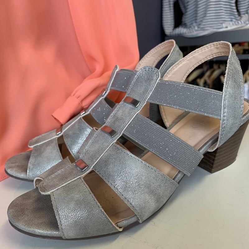 Alberto Low Hl 4band Sandal,
Colour: Grey Shiny,
Size: 38  / 8