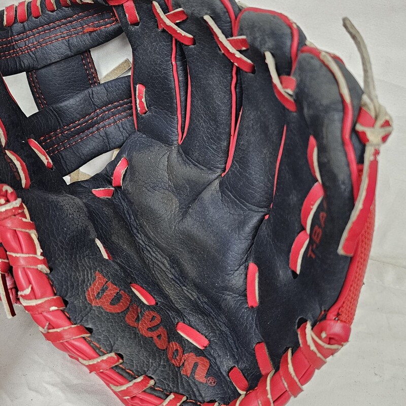 Pre-owned Wilson A200 Boston T-ball Glove, Right Hand Throw, Size: 10in