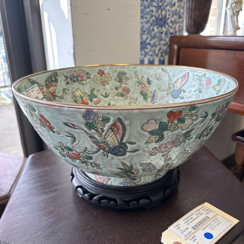 Asian Bowl + Stand<br />
Size: 14in