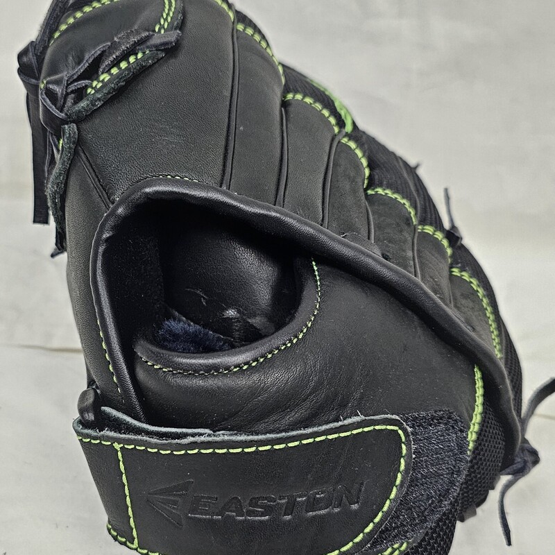 Pre-owned Easton Synergy Fastpitch Softball Glove, Left Hand Throw, Size: 12.5in