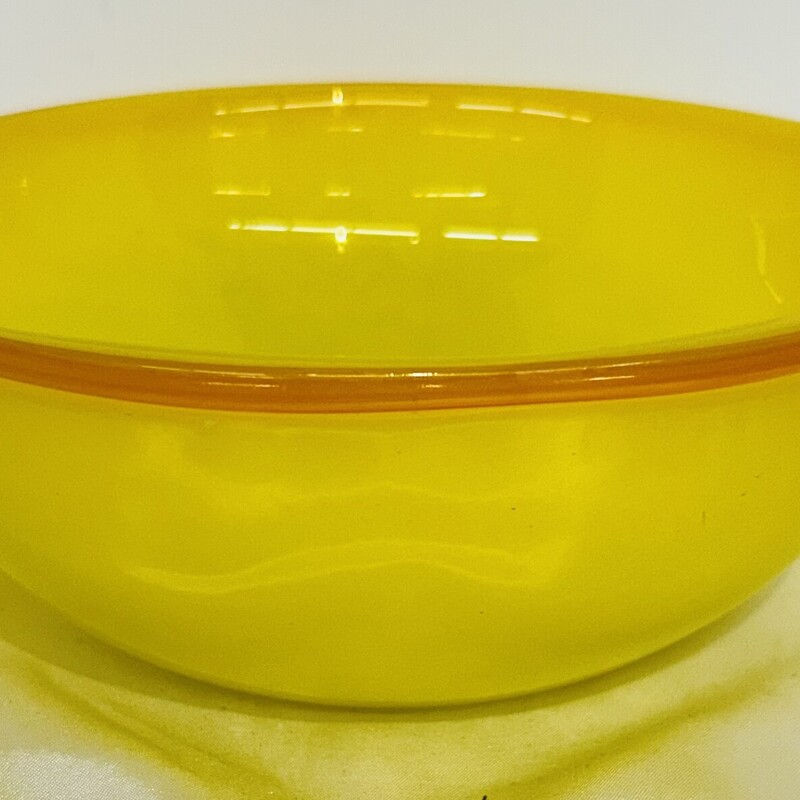 Art Glass With Orange Trim Bowl
Yellow Orange
Size: 8.5 x 3H