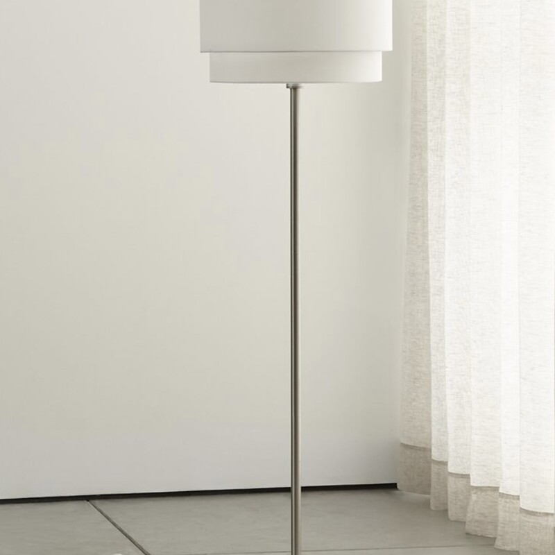 Meryl Floor Lamp

Size: 63Hx19W