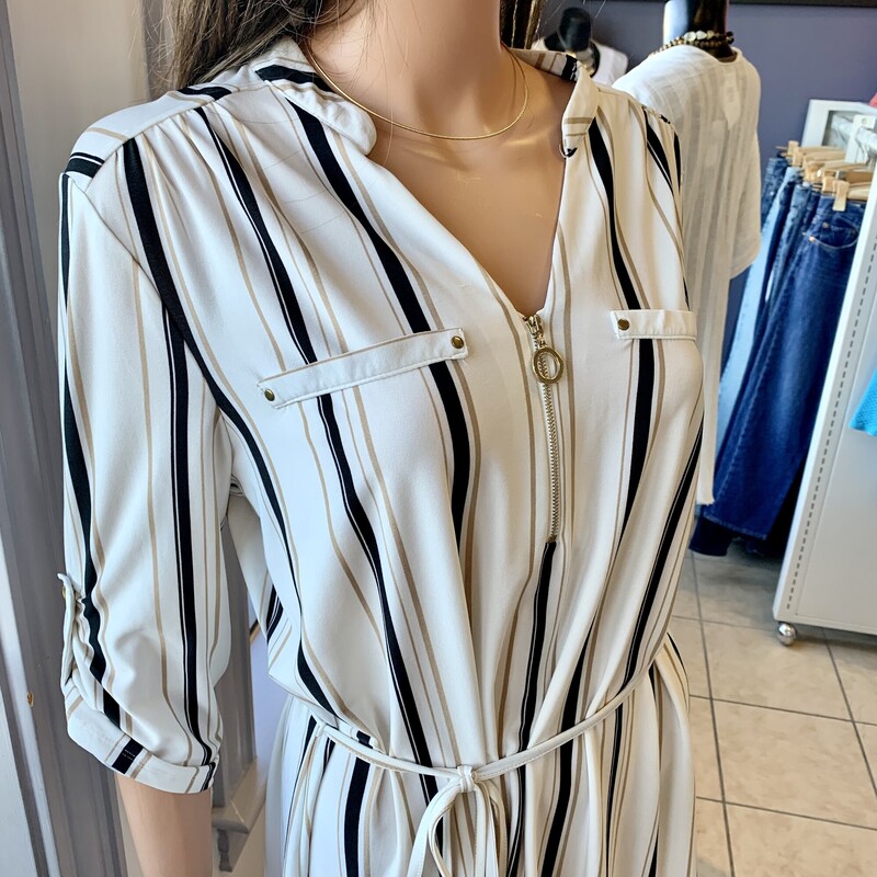 INC Tunic Dress Striped,<br />
Colour: White, black and beige,<br />
Size: Large