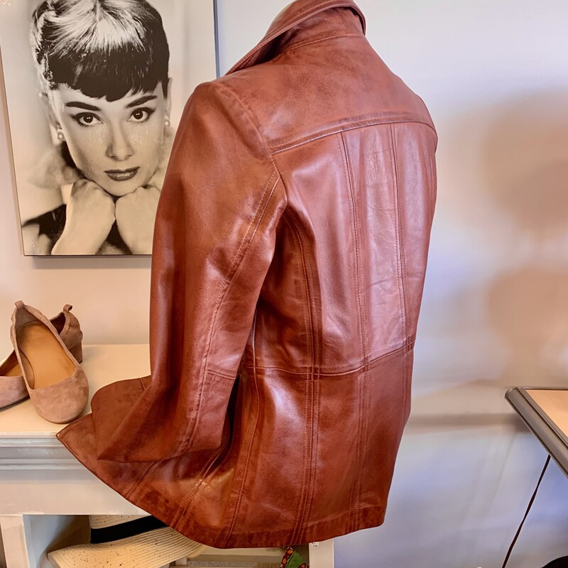 Jacket Leather Pakistan,<br />
Colour: Brown Tan,<br />
Size: Medium