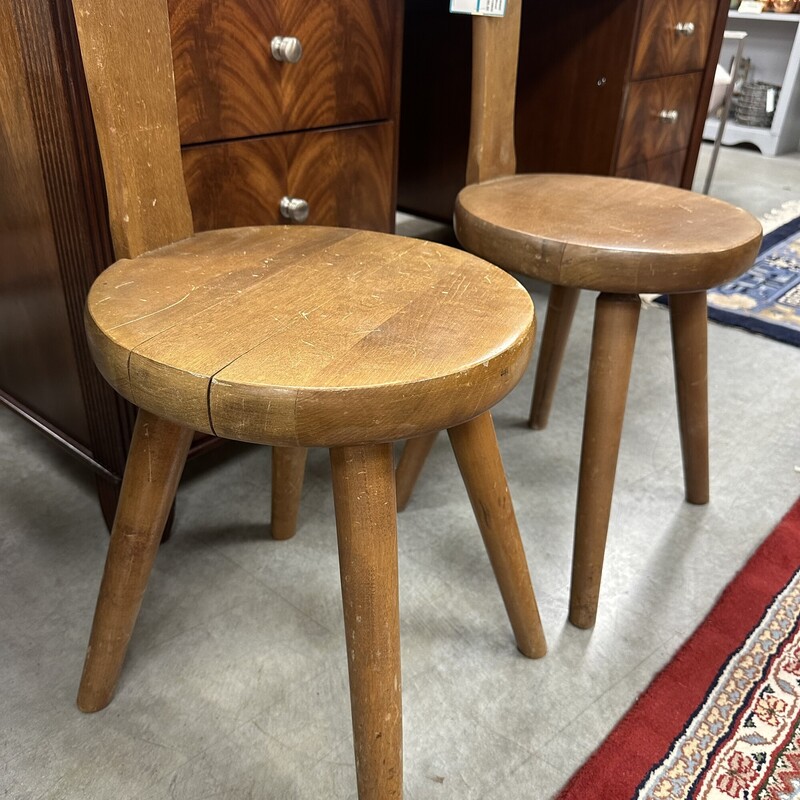 Antique KeyholeWood  Chair, Maple