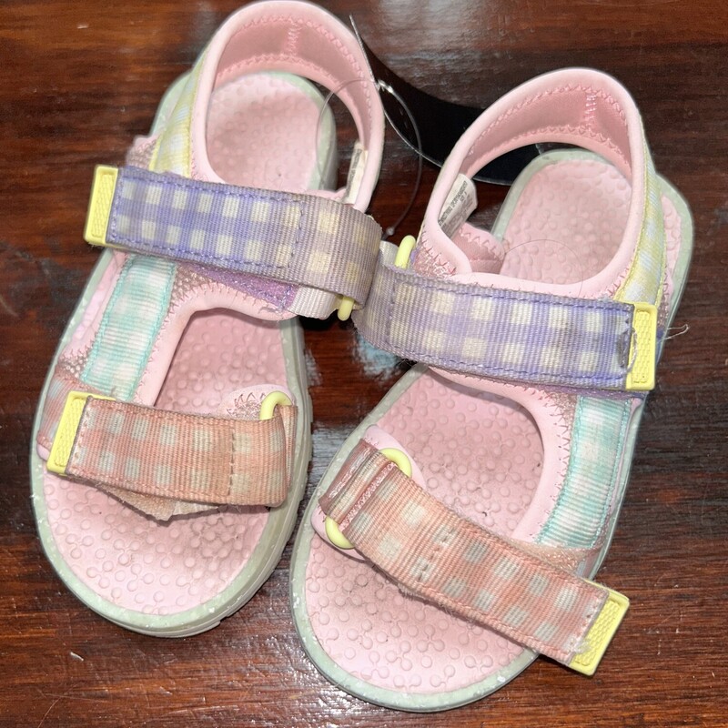 8 Pink Plaid Velcro Sanda, Pink, Size: Shoes 8