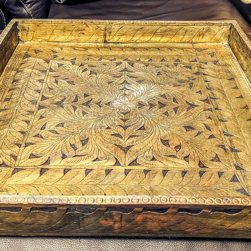 Vintage Detailed Metal Leaf Square Tray<br />
Gold Brown Size: 20 x 20W<br />
As Is - some wear with age