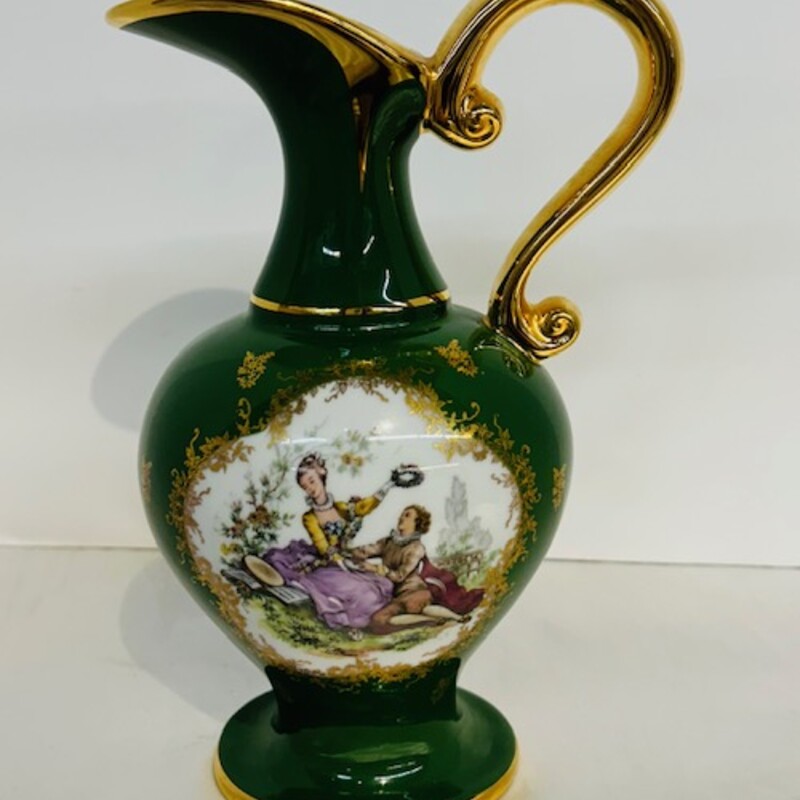 Limoges Bardet Porcelain Pitcher
Green Gold Multicolored Size: 6 x 9.5H