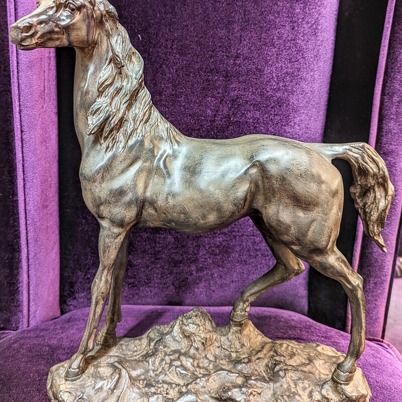Resin Majestic Horse Figurine
Brown Gray Size: 15 x 17H