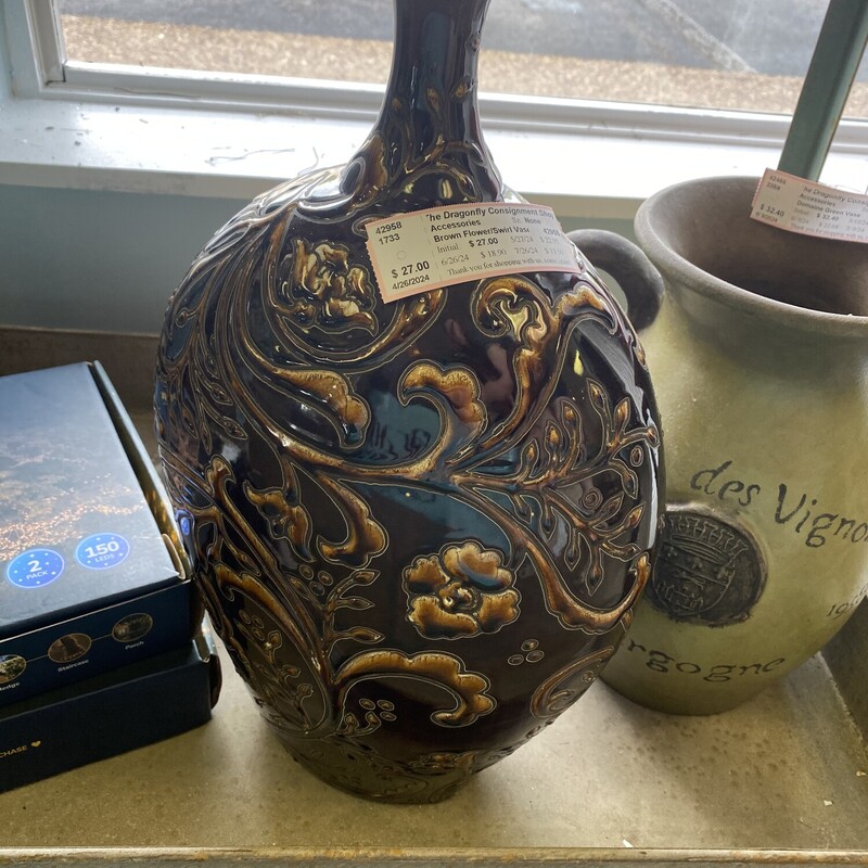 Brown Flower/Swirl Vase