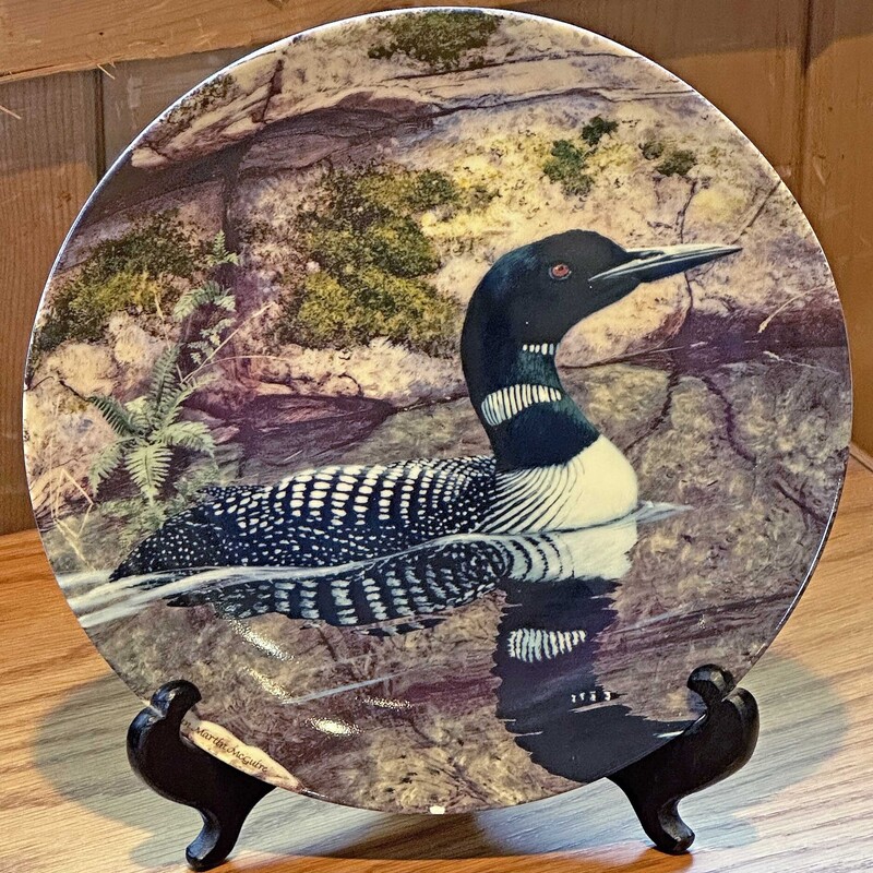Loon Plate 8 In