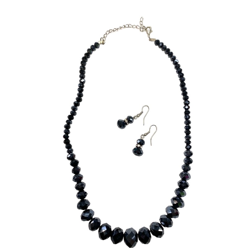 Necklace W Earrings, Black, Size: None