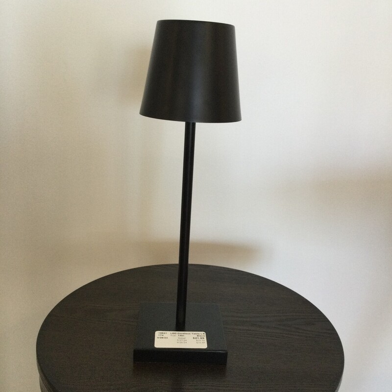 LED Cordless Table Lamp, Black, Size: 14in
USB rechargeable. USB cable not included.