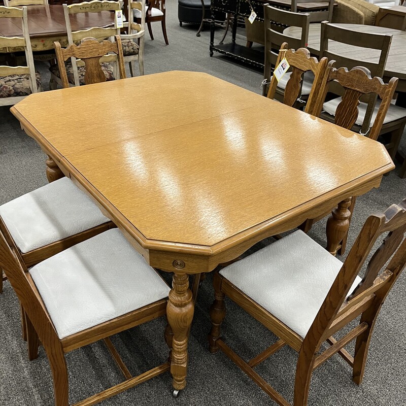 Oak Table W/ 6 Chairs
