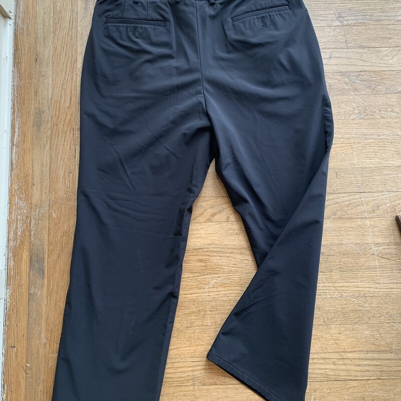 Indian Golf Pant, Black, Size: 38<br />
All Sales Are Final<br />
No Returns<br />
Pick Up In Store<br />
or<br />
Have It Shipped<br />
Thank You For Shopping With Us :-)