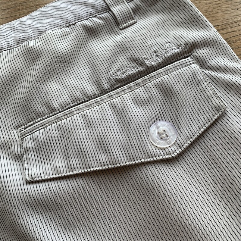 Travis Mathew Shorts, None, Size: 34<br />
All Sales Are Final<br />
No Returns<br />
Pick Up In Store<br />
or<br />
Have It Shipped<br />
Thank You For Shopping With Us :-)