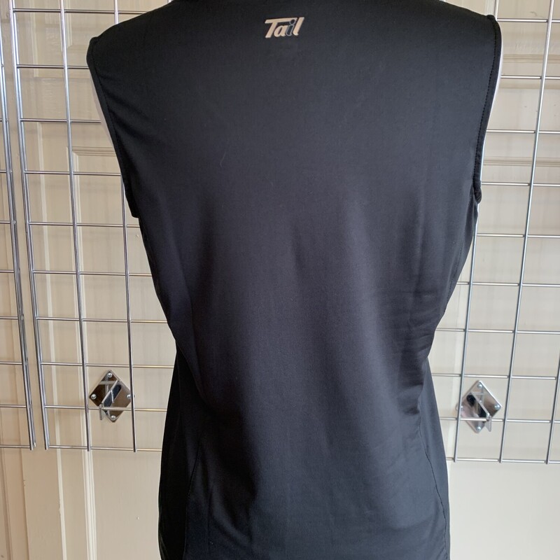 Tail SL Athletic Top, Blk/brow, Size: M<br />
All Sales Are Final<br />
No Returns<br />
Pick Up In Store<br />
or<br />
Have It Shipped<br />
Thank You For Shopping With Us :-)