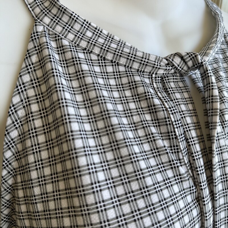 Adrianna Papell NWT Tank, BlkCheck, Size: L
New with Tags

All Sales Are Final
No Returns
Pick Up In Store Within 7 Days Of Purchase
OR
Have It Shipped

Thanks For Shopping With Us:-)