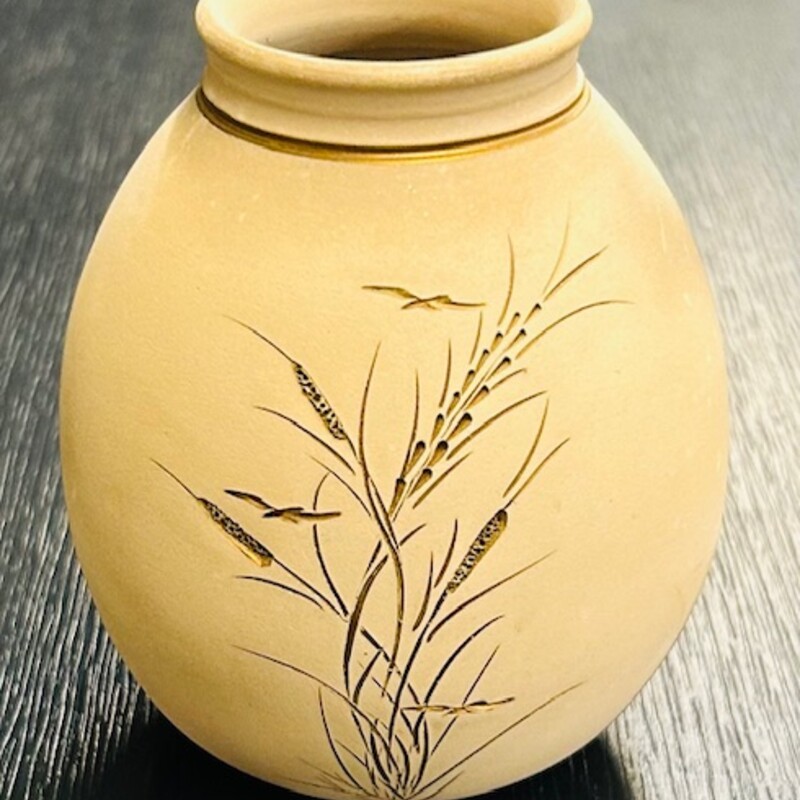 Wooderchuk Bird Wheat Vase
Gold Cream Brown
Size: 3.5x4H