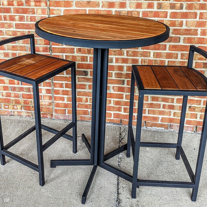 Room & Board Montego Outdoor Pub Set
Brown Wood with Black Iron Trim
Table Size: 32 x 29H
Chair Size: 16 x 18 x 30H Seat Height 25 Inches
Set of 2 Chairs Included
The Montego round outdoor dining set features a striking mix of solid ipe and hand-welded, outdoor-grade steel, making it as durable as it is eye-catching. The planks of solid wood appear to float in the frame without visible screws. Over time, the ipe will age to a rich gray color, enhancing this modern dining table's material
RETAIL $2150