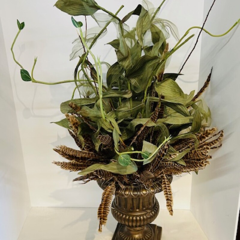 Faux Feathered Plant in Pedestal Planter
Green Brown
Size: 15x28H