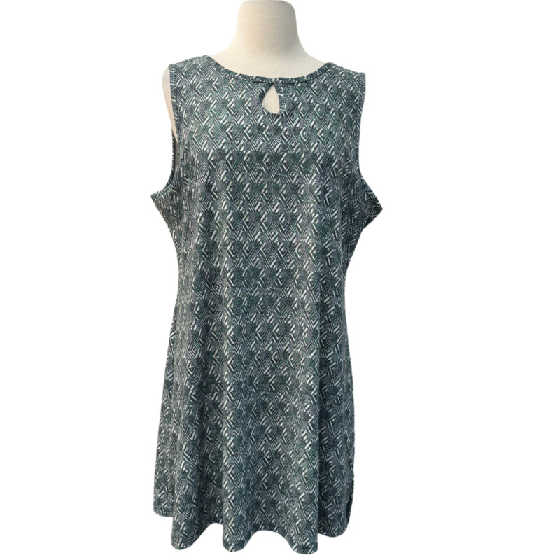 Nuu Muu Keyhole Dress<br />
Pattern:  Matcha 2021<br />
Colors: Forest, Navy and White<br />
Size: 2XL