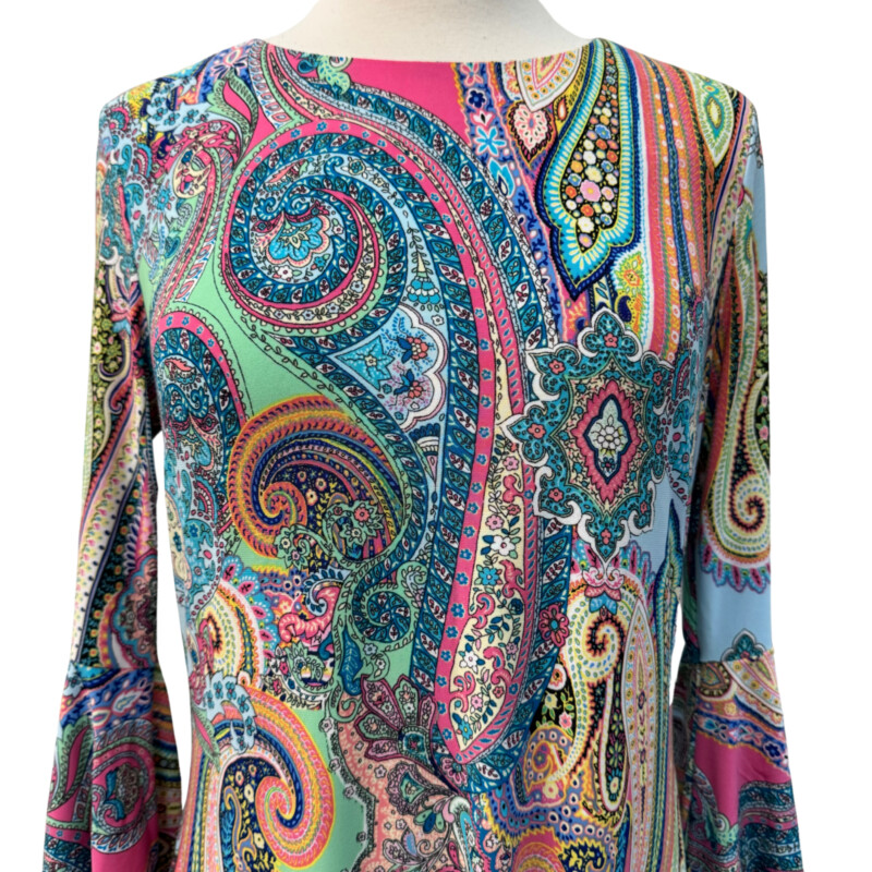 New Tommy Hilfiger Dress<br />
Paisley Pattern<br />
Bell Sleeve<br />
Pink, Lime, Aqua, Black and Yellow<br />
Size: 6