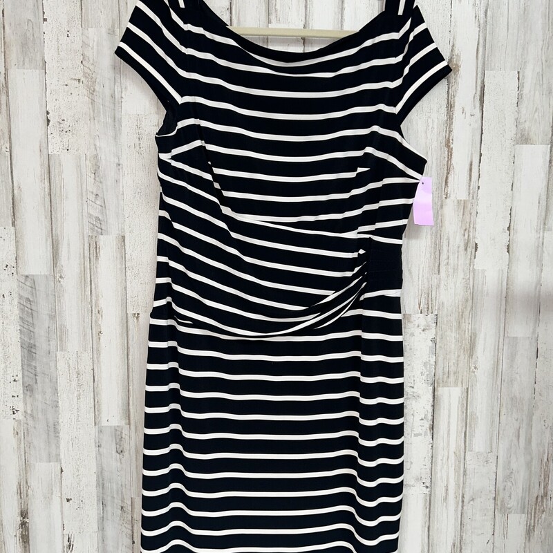 Sz16 Black Striped Dress