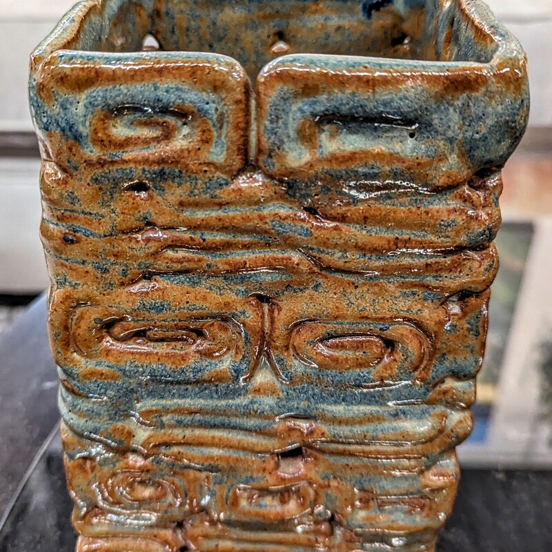 Swirled Column Pottery Vase
Brown Blue Size: 4.5 x 7.5H