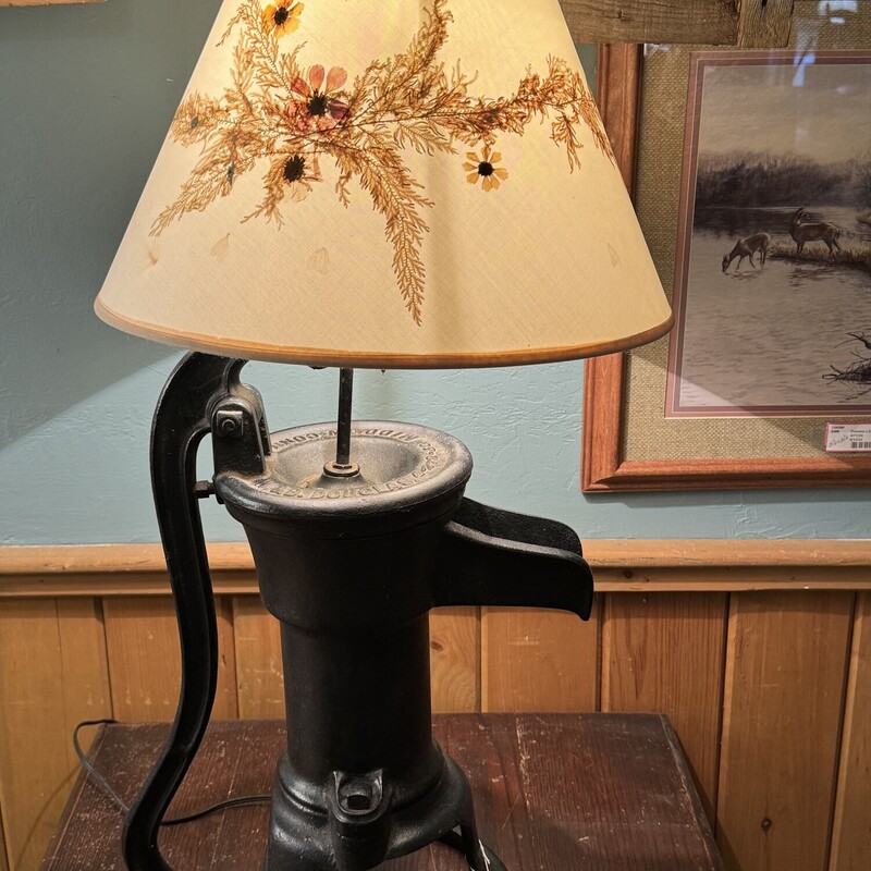 Pitcher Pump Lamp
From Middletown Tennessee
32 Inches Tall, 12 Inches Wide