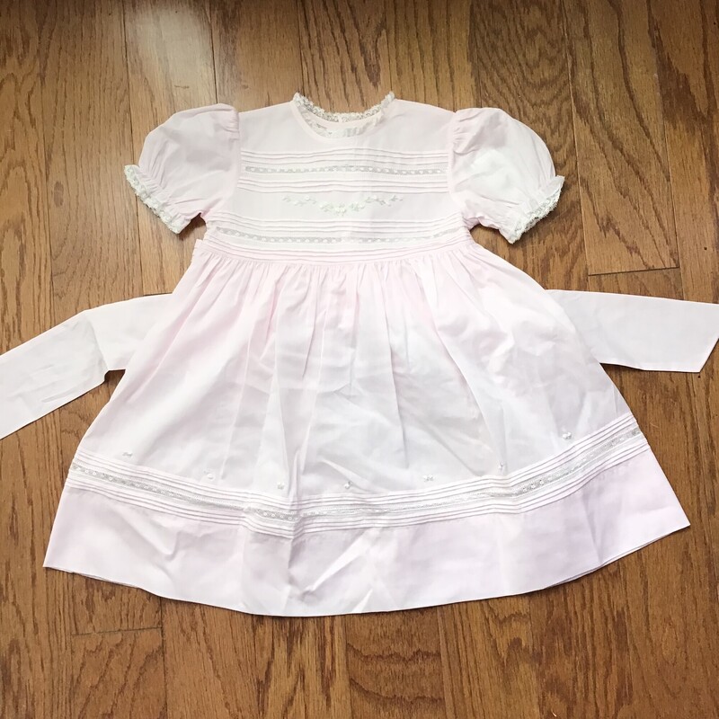 Feltman Bros Dress, Pink, Size: 24m

retails for $70

FOR SHIPPING: PLEASE ALLOW AT LEAST ONE WEEK FOR SHIPMENT

FOR PICK UP: PLEASE ALLOW 2 DAYS TO FIND AND GATHER YOUR ITEMS

ALL ONLINE SALES ARE FINAL.
NO RETURNS
REFUNDS
OR EXCHANGES

THANK YOU FOR SHOPPING SMALL!