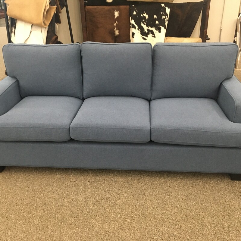 E U3477-4 Blue Sofa