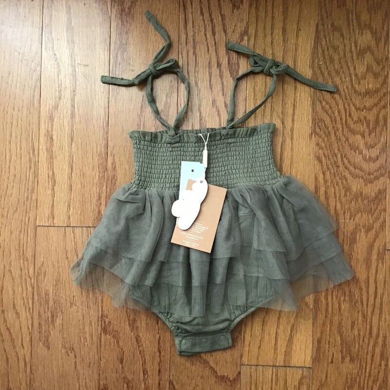Angel Dear Onesie Dress N, Green, Size: 6-12m

brand new with tags

FOR SHIPPING: PLEASE ALLOW AT LEAST ONE WEEK FOR SHIPMENT

FOR PICK UP: PLEASE ALLOW 2 DAYS TO FIND AND GATHER YOUR ITEMS

ALL ONLINE SALES ARE FINAL.
NO RETURNS
REFUNDS
OR EXCHANGES

THANK YOU FOR SHOPPING SMALL!