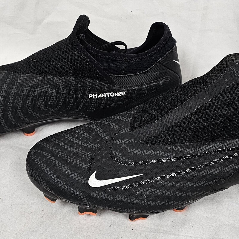 Nike Phantom, Soccer, Size: 9