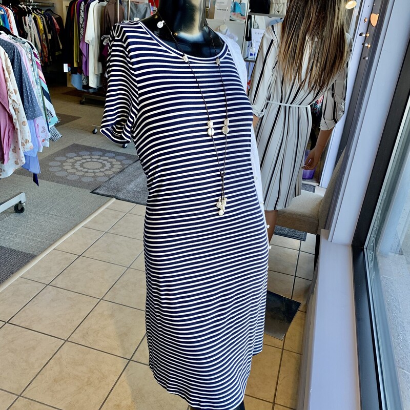 Gap Dress Jersey Stripe,
Colour: Navy White,
Size: Small
