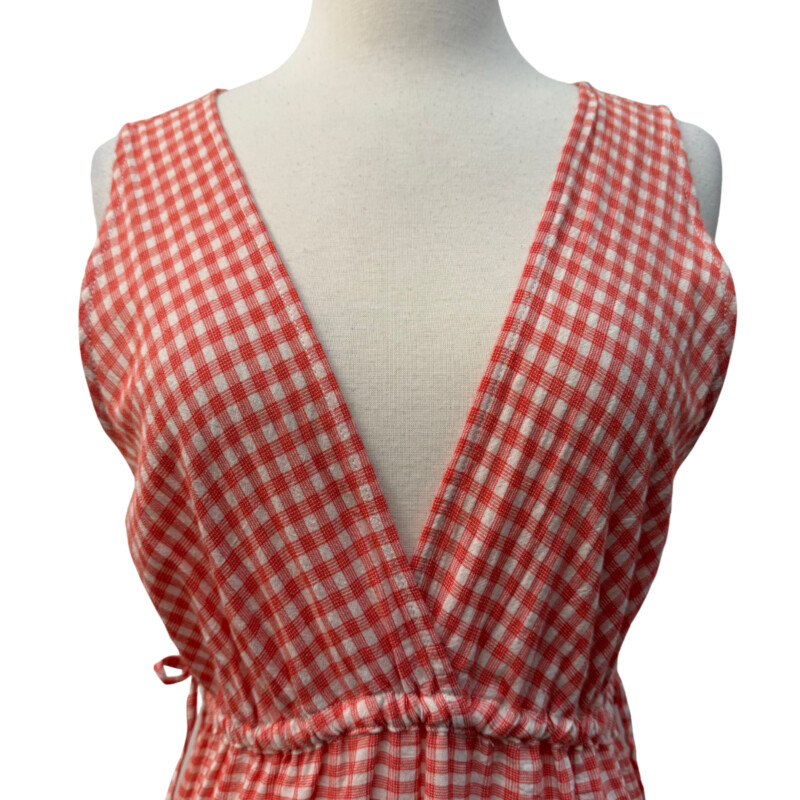 New Max Studio MaxiDess<br />
Sleeveless<br />
Tiered with Side Tie Waist<br />
Red and Cream<br />
Size: Large<br />
Retails for $128.00
