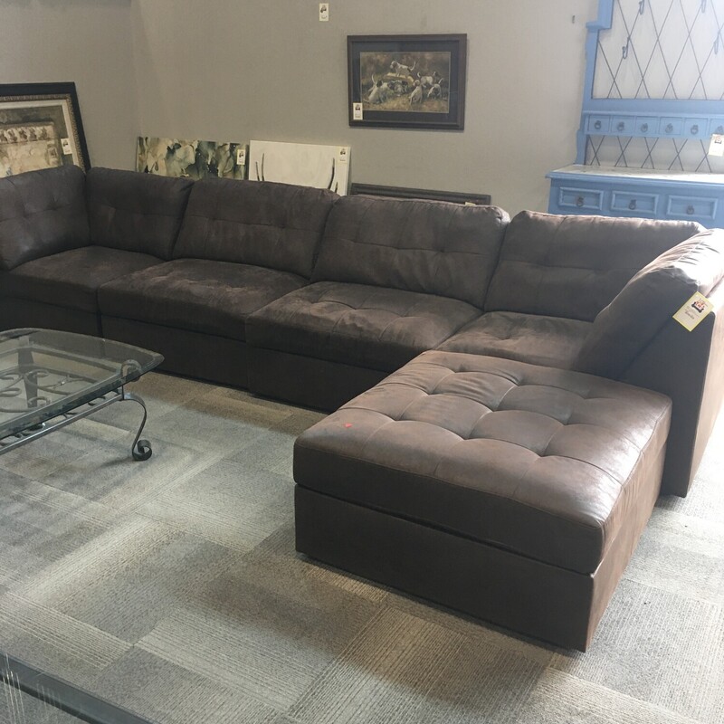 5pc Brown Sectional/otto