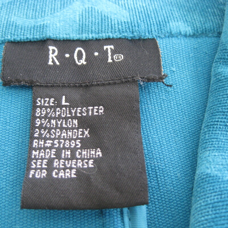 RQT Baby Cord Swing Jkt, Turquois, Size: Large<br />
Cute jacket in pretty turquoise blue made from baby corduroy with a paisley like embossed design.<br />
by RQT<br />
wide short sleeves<br />
flares out and cropped<br />
two buttons at the top<br />
size large<br />
flat measurements:<br />
shoulder to shoulder: 16.5<br />
armpit to armpit: 22.75<br />
width at hem: 26<br />
underarm sleeve seam: 12<br />
length 23.25<br />
<br />
<br />
<br />
thanks for looking!<br />
#72698