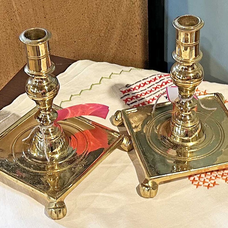 Pair of Brass Colonial Williamsburg Candleholders
7 In Tall - Solid Brass - Very Heavy.