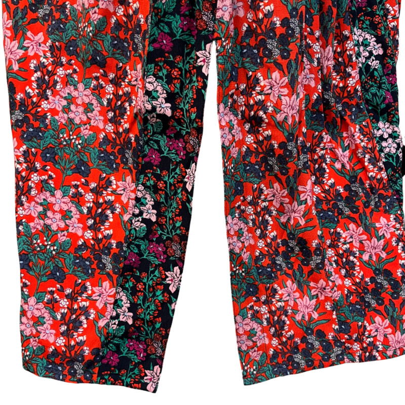 New Joules Elle MaxiSkirt
Red Floral Pattern
Colors: Red, Pink, Green, Midnight, Sky Blue
Size: 14
Retails for $84.95