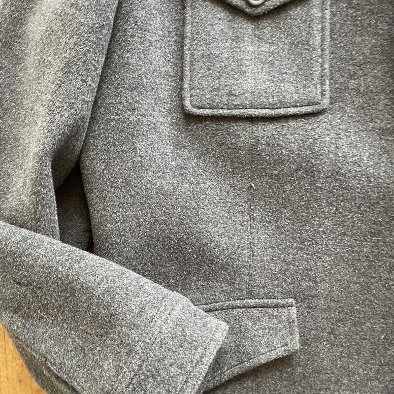 CLAIBORNE WoolCoat, Gray, Size: Large<br />
All sales are final! Get your purchase shipped or pick it up in stare within 7 days after purchase. Thanks for shopping with us!