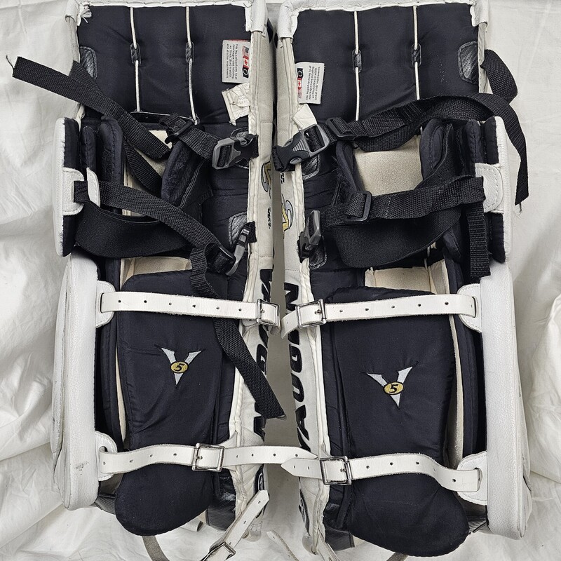 Pre-owned Vaughn 7260 Velocity 5 Goalie Leg Pads, Size: 28+1