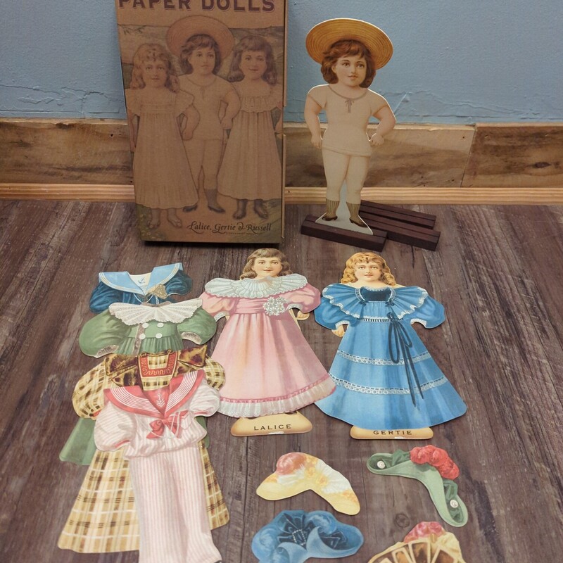 Victorian Paper Dolls, Brown, Size: Toy/Game