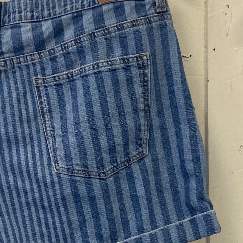Denim Striped Shorts<br />
Blue<br />
Size: 12