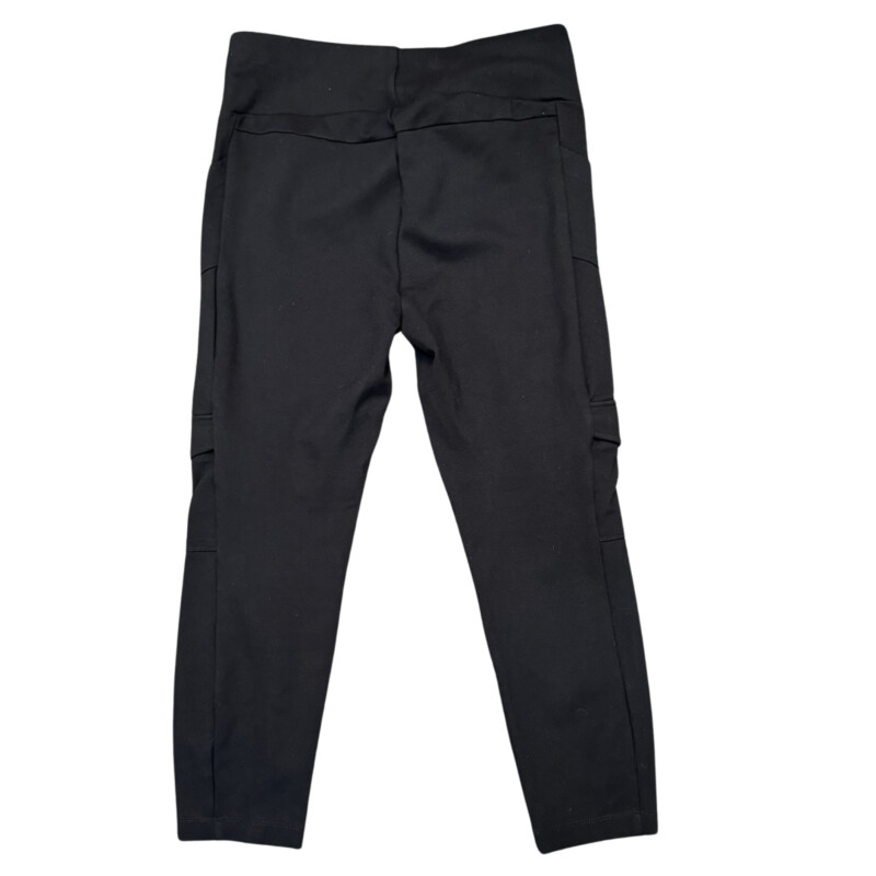 CAbi Cargo Leggings<br />
Color:  Black<br />
Size: Medium