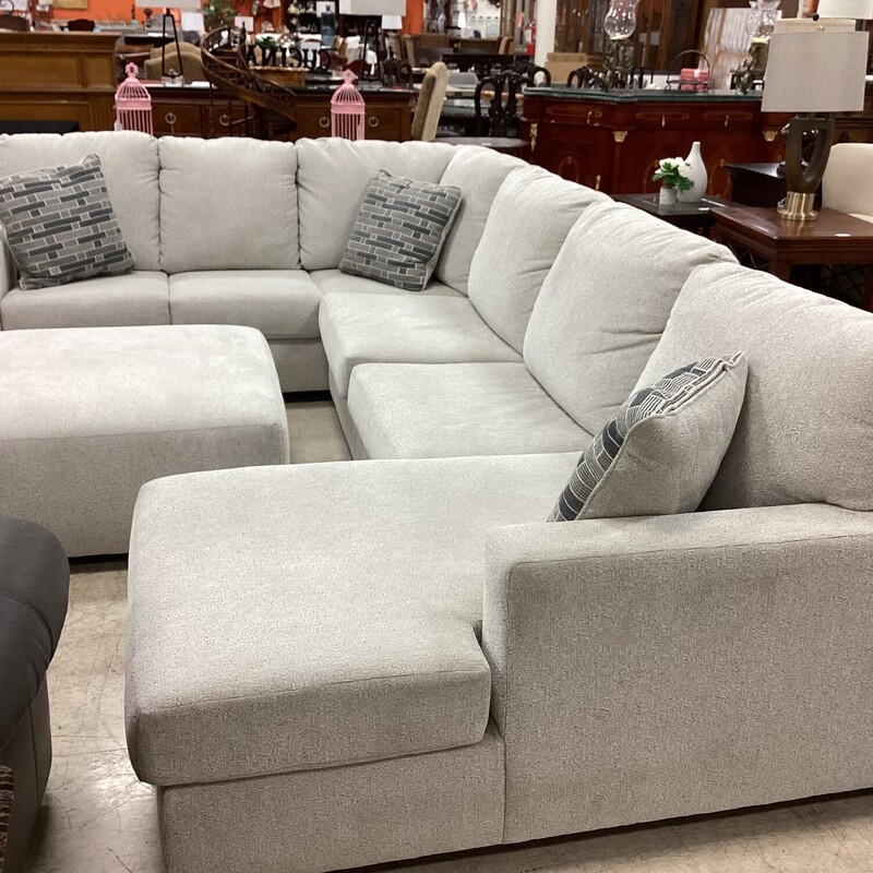Ashley 3 PC Sectional, Greige, Ottoman
137 in x 88 in