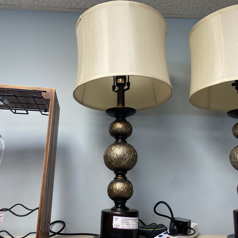 3 Ball Lamps